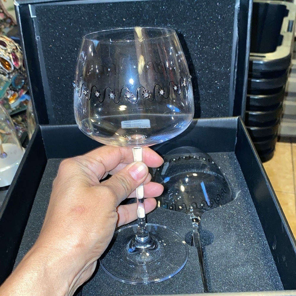 Vintage one of a kind Cara wine glasses set of 2 in original box - Picture 3 of 5